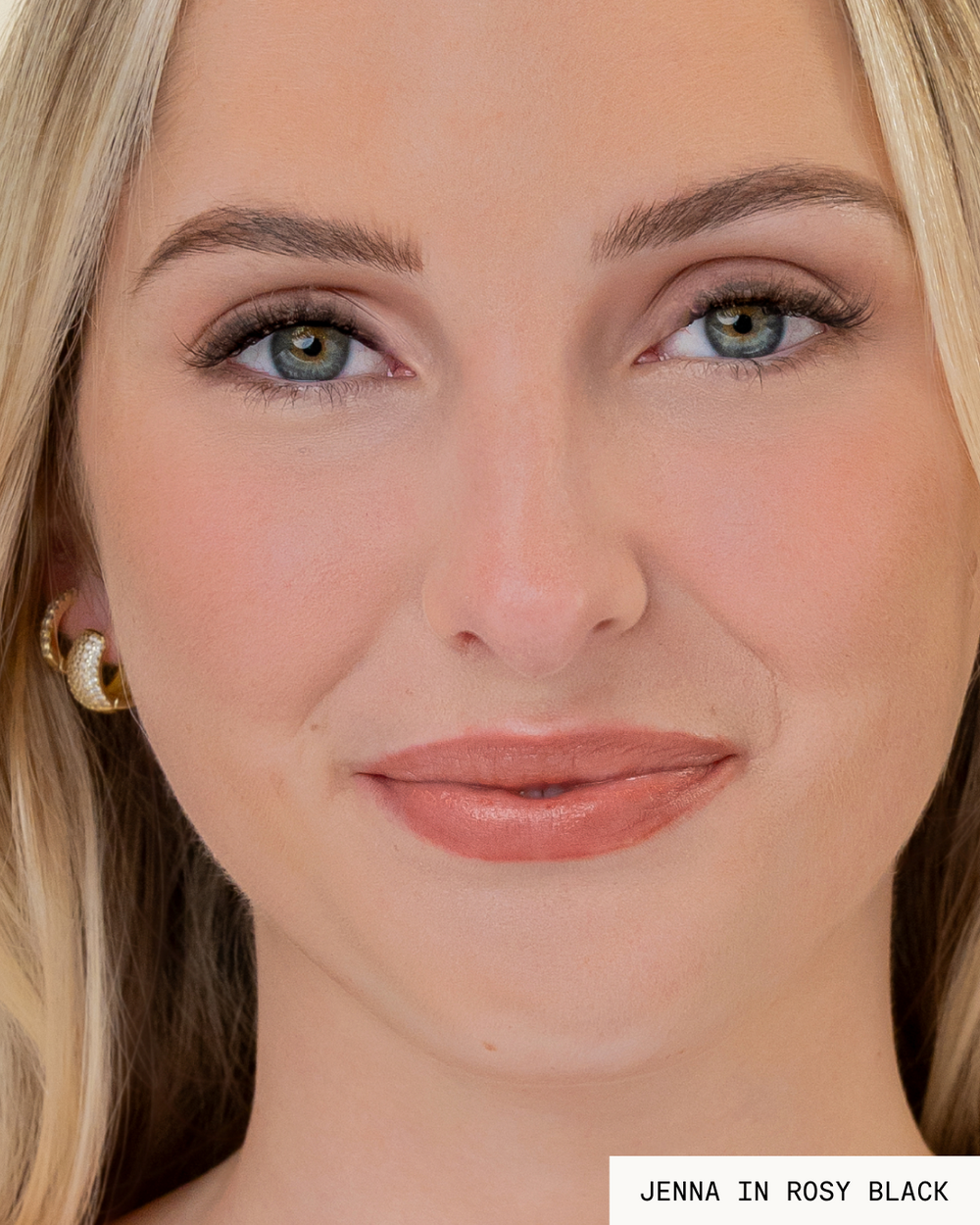 Model Jenna with blonde hair and light skin wearing Rosy Pop-On Lashes: The Extensions Set in black