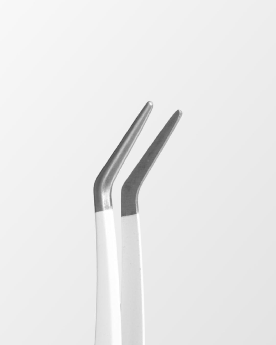 DIY Cluster Lash Tweezers + Spoolie