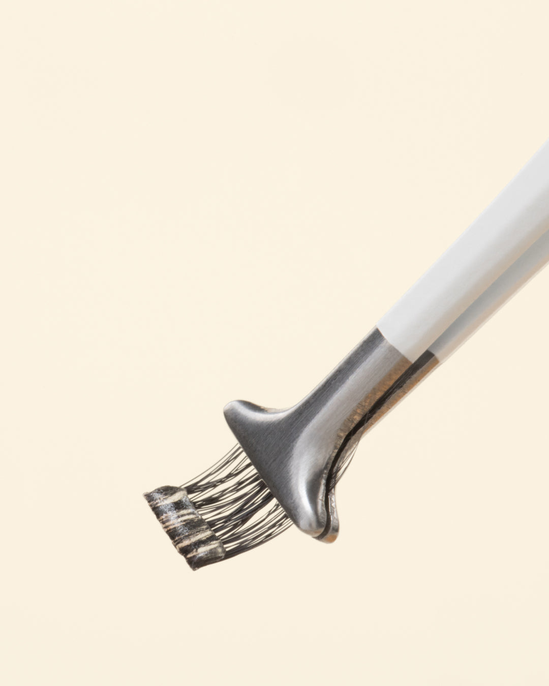 The Hammerhead Tweezer